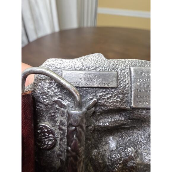 1983 Bergamot Brass Works BOWHUNTING Belt Buckle Enameled 3.25" x 2.5" With Belt - Picture 10 of 16